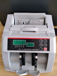 Máy đếm tiền