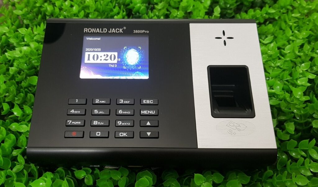 Cung cấp máy chấm công tại Bình Dương