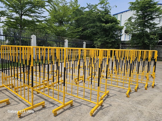 mua-hang-rao-chan-di-dong