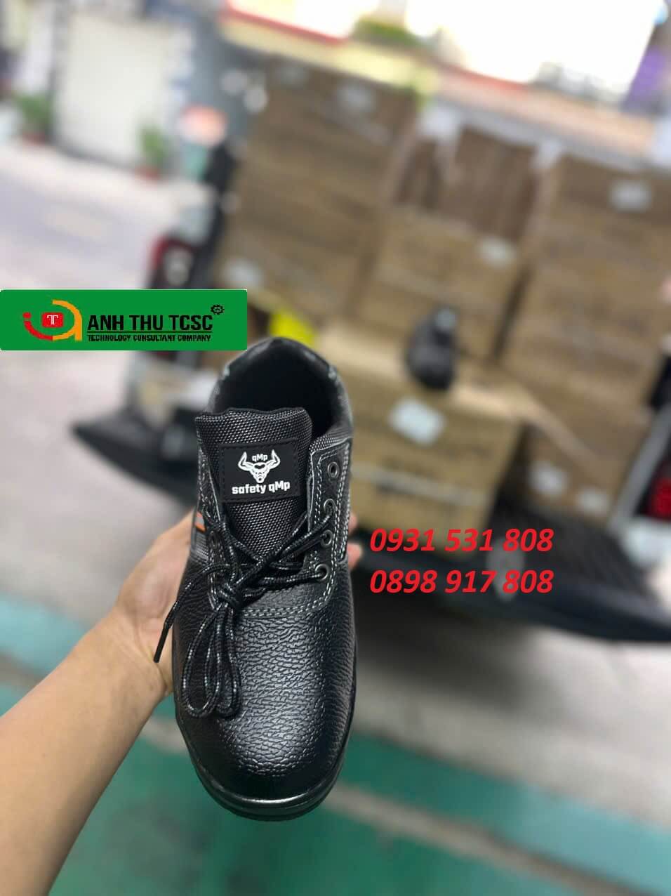 Giày bảo hộ lao động giá rẻ bình dương