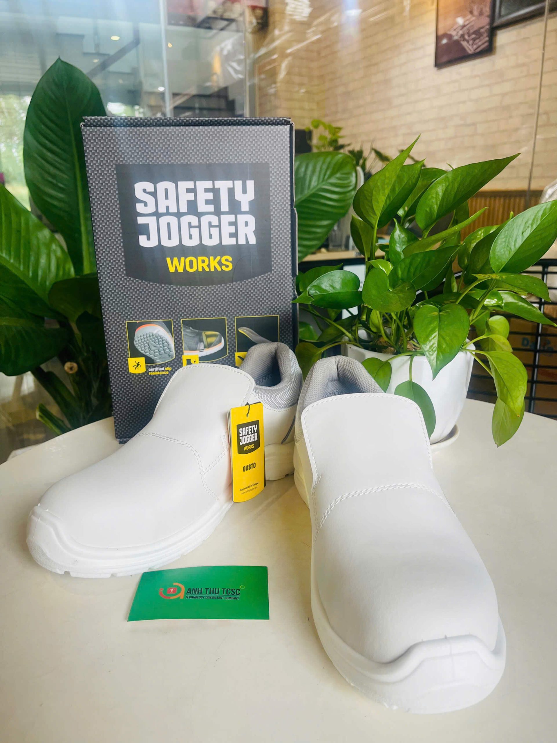 Giày Bảo Hộ Safety Jogger Gusto S2 SRC Giày Bảo Hộ Safety Jogger Gusto S2 SRC