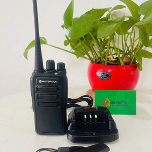 Máy bộ đàm Motorola VZ68