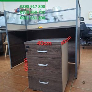 Cụm bàn làm việc 4 nhân viên